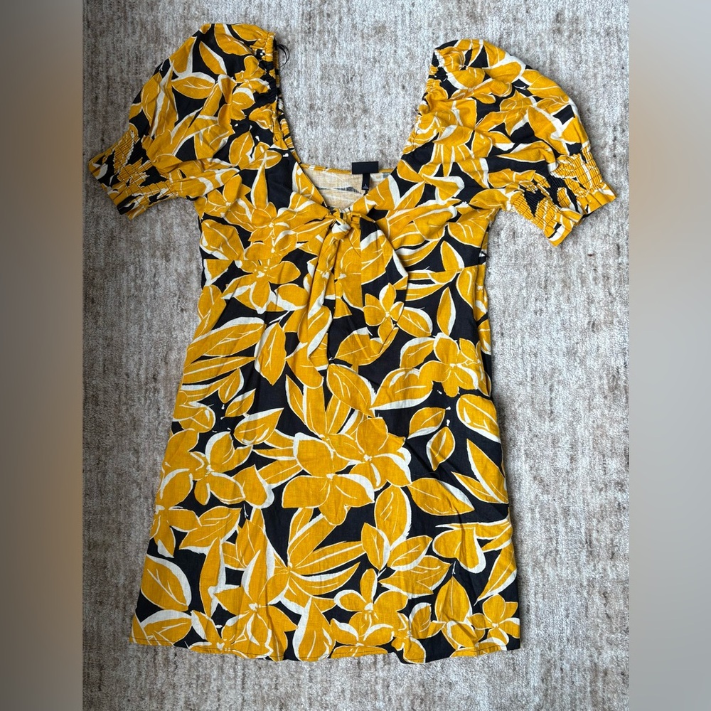 Who What Wear Mustard and Black Leaf Print Midi Dress